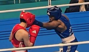 Estefany Almánzar gana por RSC en el Clasificatorio Mundial de Boxeo