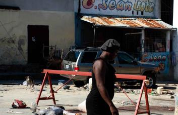 El temor a nuevos ataques de las bandas invade Haití tras el sangriento asalto a la cárcel