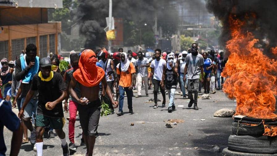 Haití se hunde en la anarquía y la gente se pregunta dónde está el primer ministro
