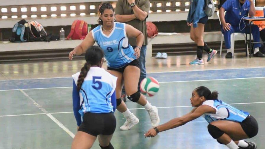 UCNE y UASD-Santiago van a siguiente ronda en el torneo de voleibol de los Juegos Universitarios