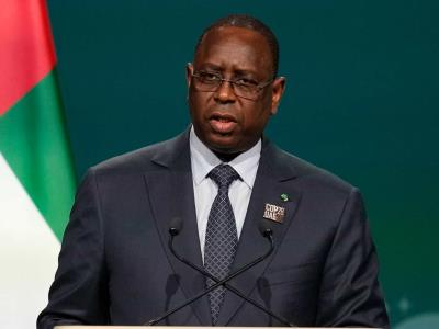 El presidente de Senegal disuelve el Gobierno y propone elecciones