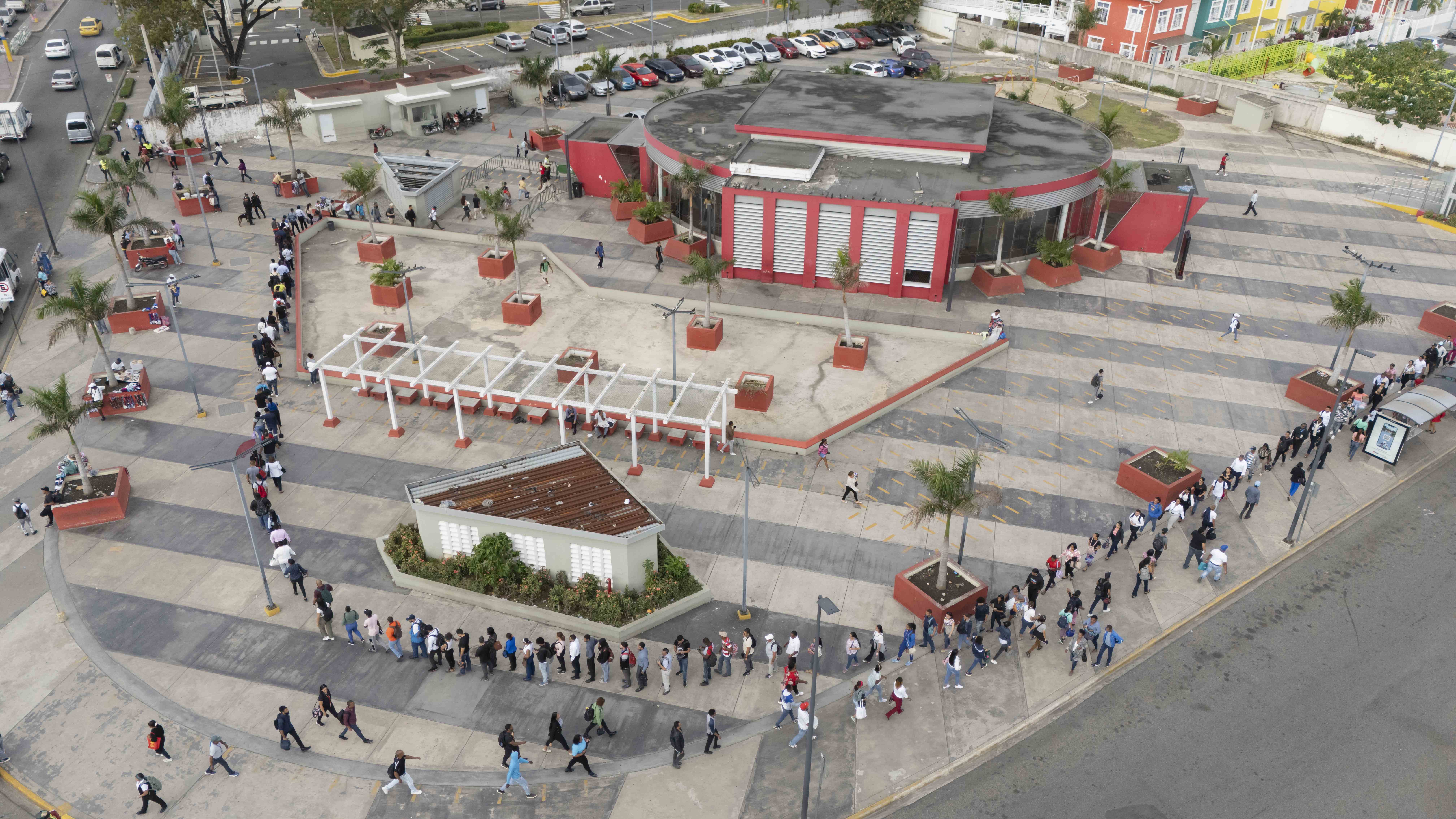 Estación Concepción Bona, Santo Domingo Este.