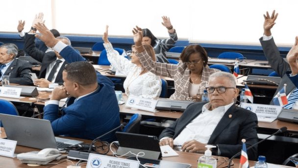 Los diputados del Parlacen se escogen de forma indirecta