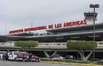 Suben a ocho los vuelos retrasados desde Santo Domingo a EE. UU. por falla de Microsoft