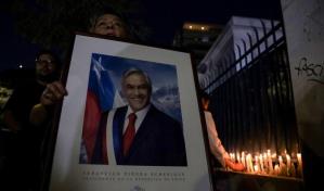 Familiares, amigos y autoridades homenajean a Piñera a un mes de su inesperada muerte
