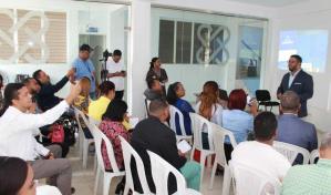 Fiscalía de Santiago imparte capacitación a gremios periodísticos