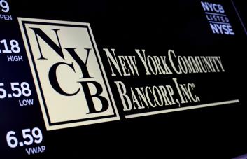 Cotización de banco NYCB suspendida en Wall Street