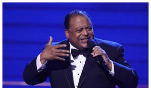 Wilfrido Vargas en cuidados intensivos por un cuadro de neumonía