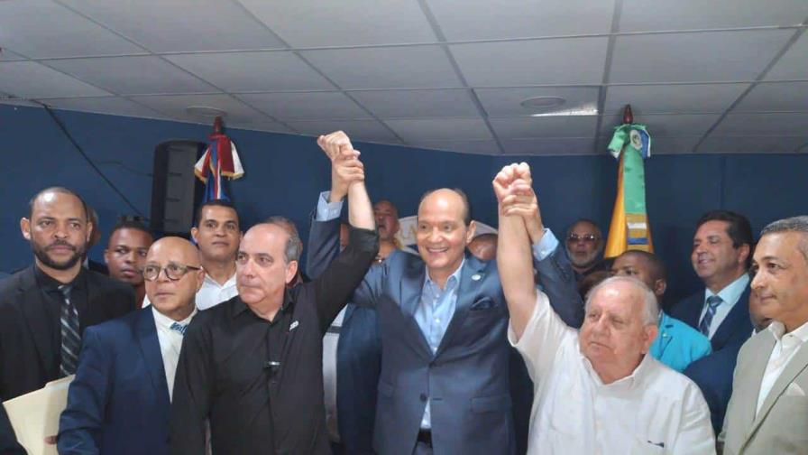 Roque Espaillat será el candidato presidencial del partido de Ramfis Trujillo