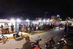 Una multitud se agolpa en hospital de Cambita donde llevaron cadáver de Kiko la Quema Una multitud se agolpa en hospital de Cambita donde llevaron cadáver de Kiko la Quema