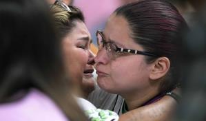 Familiares de las víctimas de Uvalde arremeten contra informe que absuelve a la policía local