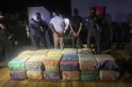 Ocupan otro gran cargamento de cocaína en Peravia esta semana; apresan dos dominicanos