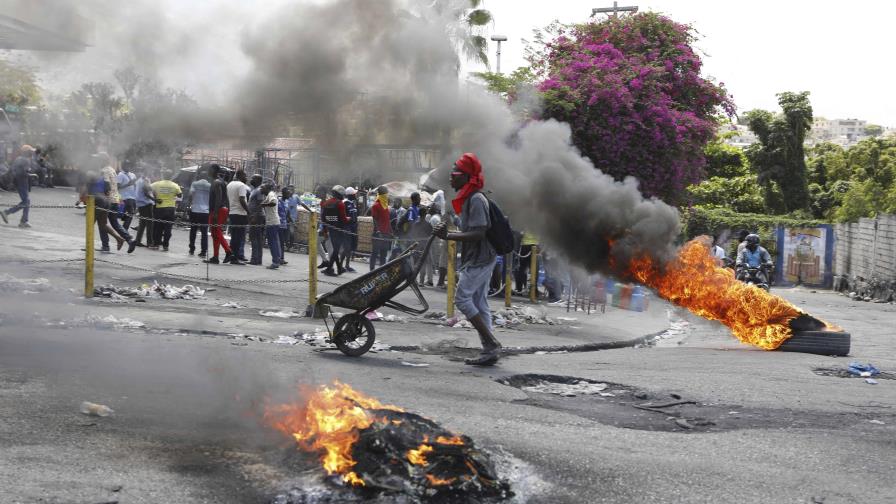 Jamaica quiere evitar una avalancha de haitianos y solo acogerá a algunos refugiados