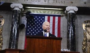 Biden usa discurso para marcar contraste con Trump y para convencer a votantes