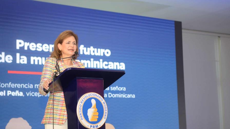 Raquel Peña destaca los aportes de las mujeres en el desarrollo de RD