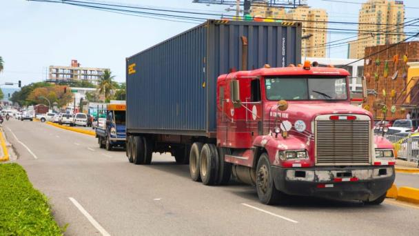 Vehículos de carga no podrán transitar durante el asueto de Semana Santa