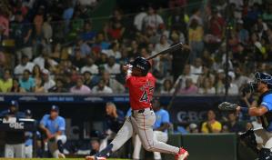 Enmanuel Valdez conecta cuadrangular y los Medias Rojas blanquean a los Rays en el Quisqueya