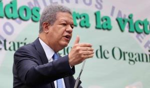 Leonel Fernández encabeza encuentros populares con sectores de la sociedad