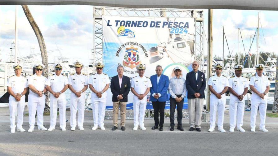 Armada y Club Náutico celebran torneo de pesca El Dorado