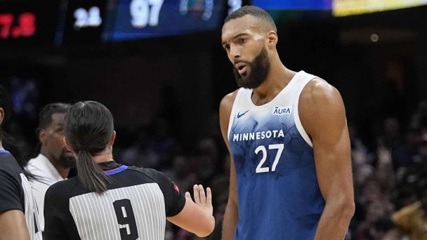 La NBA multa con 100.000 dólares a Gobert por una polémica con las apuestas de fondo