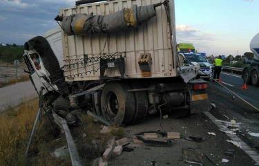 Accidente deja un muerto y cuatro heridos en La Altagracia