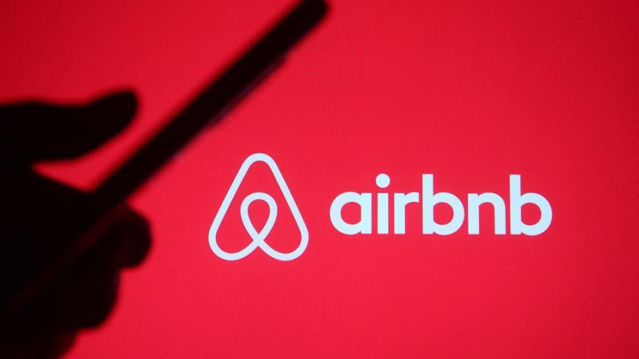 Airbnb prohíbe cámaras de seguridad en interiores de las propiedades de alquiler