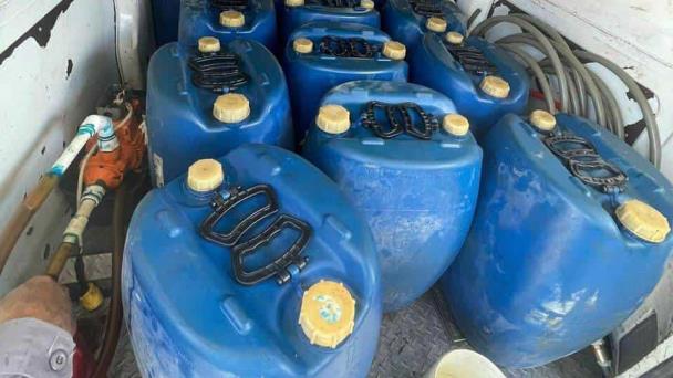 Apresan a dos hombres acusados de robar gasoil en San Pedro de Macorís