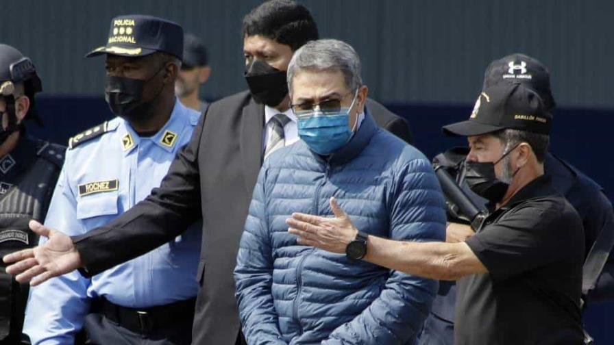 Expresidente hondureño enfrenta cadena perpetua tras ser declarado culpable de narcotráfico en NY