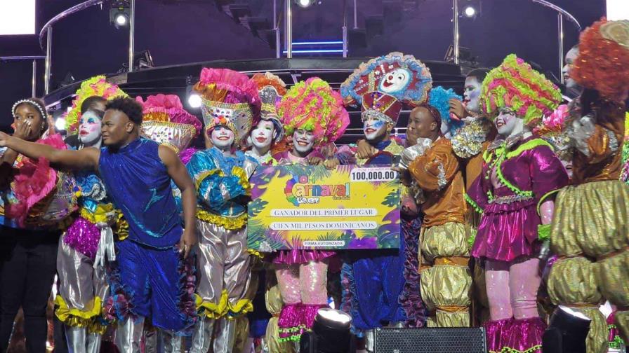 Nizao gana el primer lugar del "Oh! Carnaval Bávaro, Gran Gala" 2024