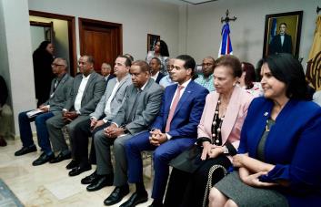 Oposición pide a la JCE remover titular de la Policía Militar y al encargado de Juntas Electorales