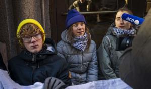 Greta Thunberg dice que la juventud tuvo que crecer demasiado rápido por la crisis climática