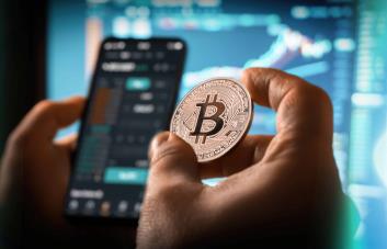 El bitcoin alcanza un nuevo máximo y se acerca a los US$73,000
