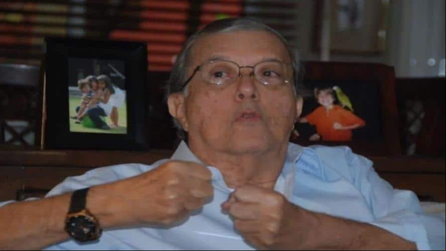 Expresiones de solidaridad por muerte del padre de Yayo Sanz Lovatón