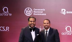 Abriendo el Podcast gana El Soberano de mejor podcast