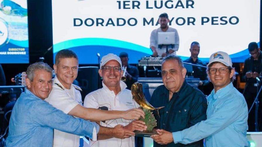 Jean -Max- Garoute gana torneo de pesca El Dorado del Club Náutico de Santo Domingo
