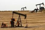 El petróleo de Texas abre semana laboral en 83.33 dólares el barril