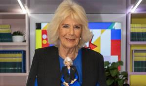La reina Camila tiene su propia Barbie: "Me han quitado 50 años"