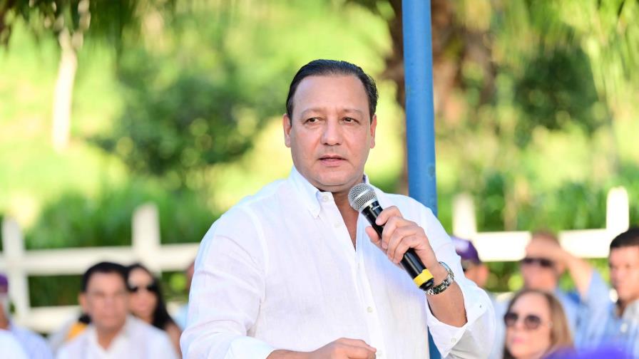 Abel Martínez dice urge respuesta contundente del Gobierno a situación del canal en río Masacre