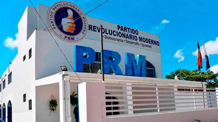 El PRM presenta una oferta electoral con candidatos bajo escrutinio judicial
