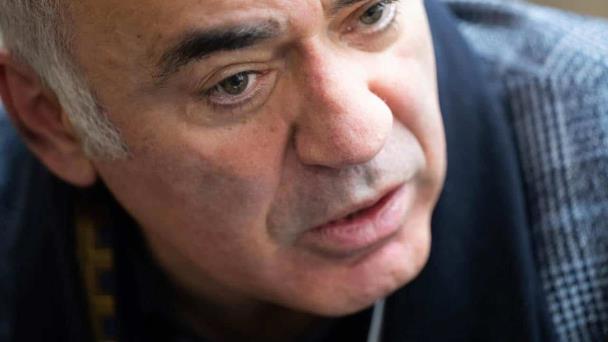 Putin sólo entiende de fuerza, dice el legendario ajedrecista ruso Kasparov