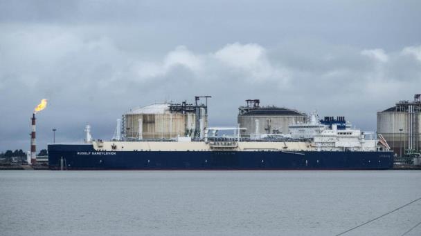 Las emisiones de metano de fuentes energéticas a niveles récord en 2023, según la AIE