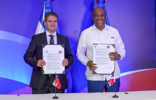 República Dominicana firma acuerdos con Chile y Panamá para colaboración energética