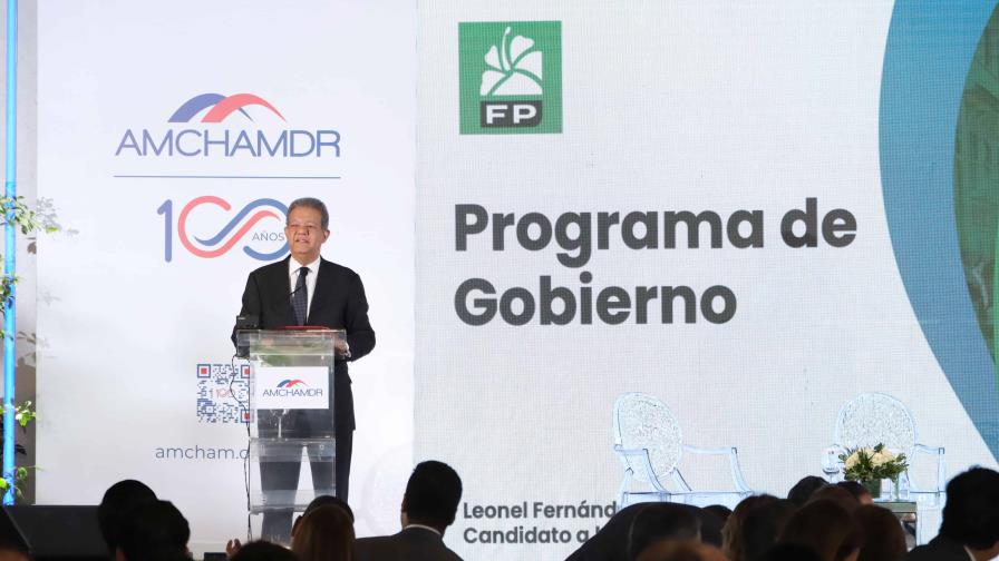 Leonel Fernández propone una reforma fiscal sin aumentar impuestos