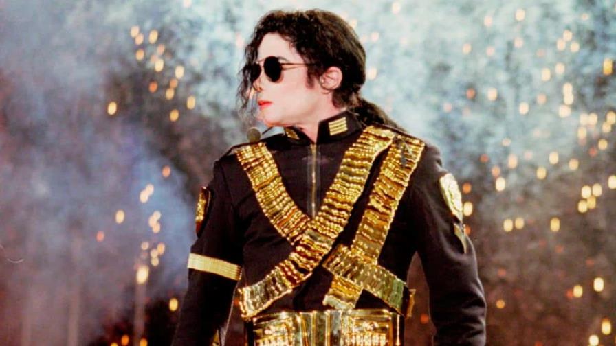 El productor de la película de Michael Jackson niega que se limpie la imagen del ídolo