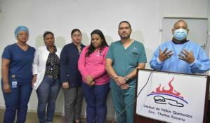 Se mantiene crítica la salud de cuatro menores quemados en carnaval de Salcedo