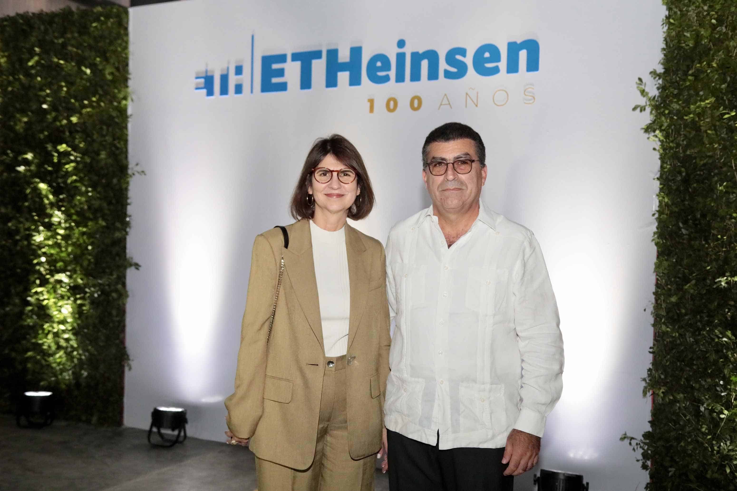 Mercedes Ramos y Juan Sanoja.