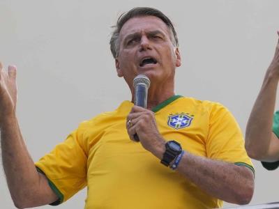 Militares: Bolsonaro conspiró para seguir en el poder, pese a derrota