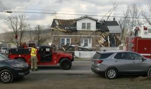 Policía de Ohio confirma dos muertes por potente tormenta que causó daños en tres estados