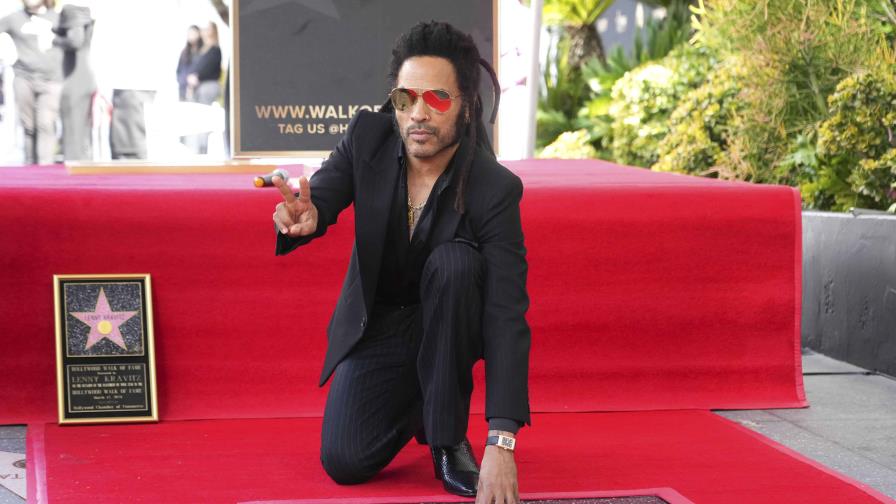 Lenny Kravitz recibe estrella en el Paseo de la Fama de Hollywood