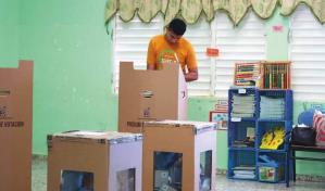 Nueva ley daría privilegios en empleos, educación y servicios a votantes en RD